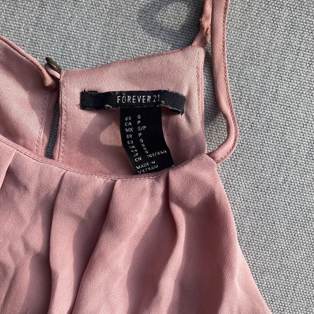 Forever 21 Work Tanktop - Picture 2 of 2